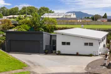 18 Blundell Place, Katikati