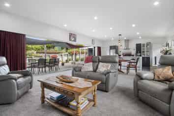 18 Blundell Place, Katikati