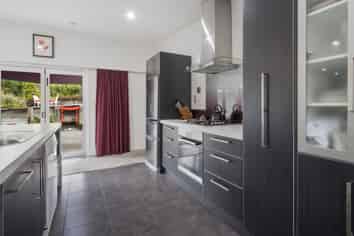 18 Blundell Place, Katikati