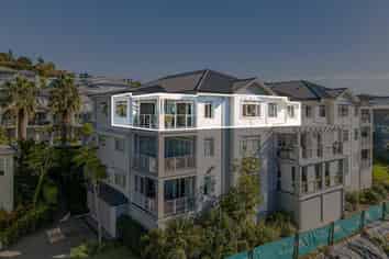 92 Landmark Terrace, Orewa