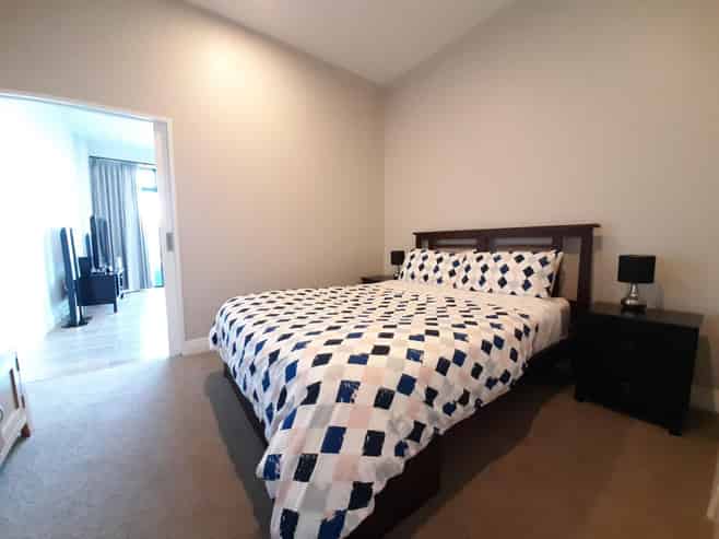 914/26 Library Lane, Albany