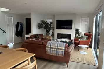 37 Canon Street, Saint Albans