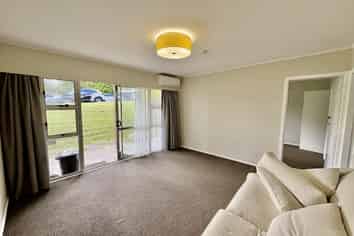 1/10 Petherick Crescent, Johnsonville