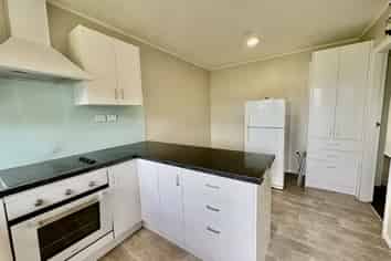 1/10 Petherick Crescent, Johnsonville