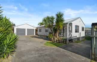 2/4 Laurie Avenue, Papakura