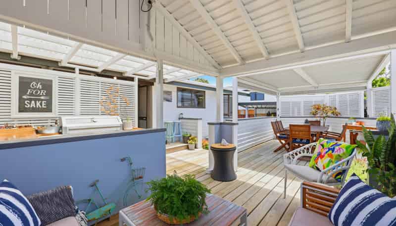 6 Vela Place, Clarks Beach