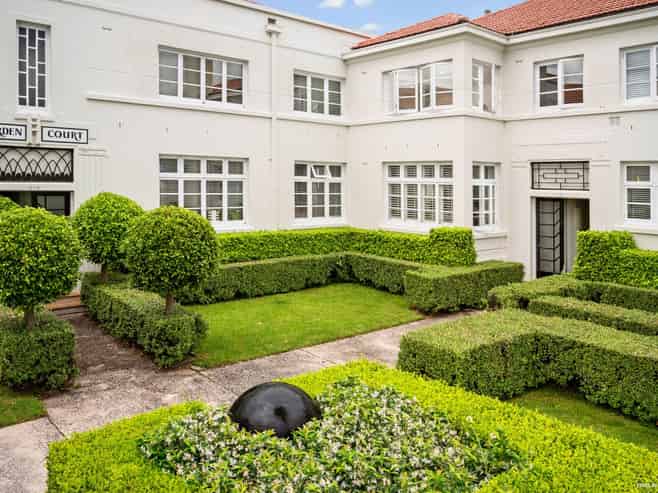 4/105 Tamaki Drive, Mission Bay