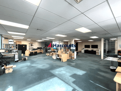 Spacious Office in Ellerslie Village