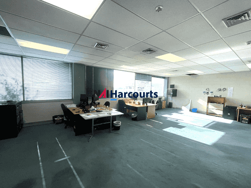 Spacious Office in Ellerslie Village