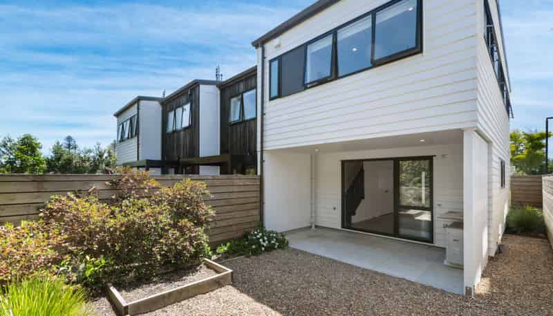 26 Whakahui Lane, Mangere Bridge