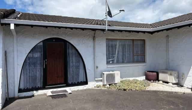 6/190 Russell Road, Manurewa