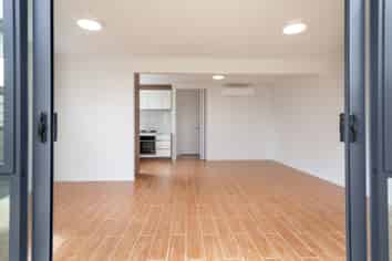 16/206 Old Farm Road, Hamilton East