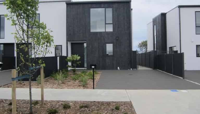 27 Pipi Place, Levin