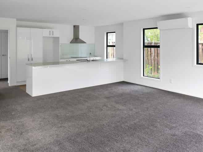 A/1 Raymond Terrace, Belmont