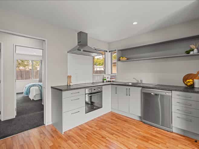 12a Walpole Street, Waltham