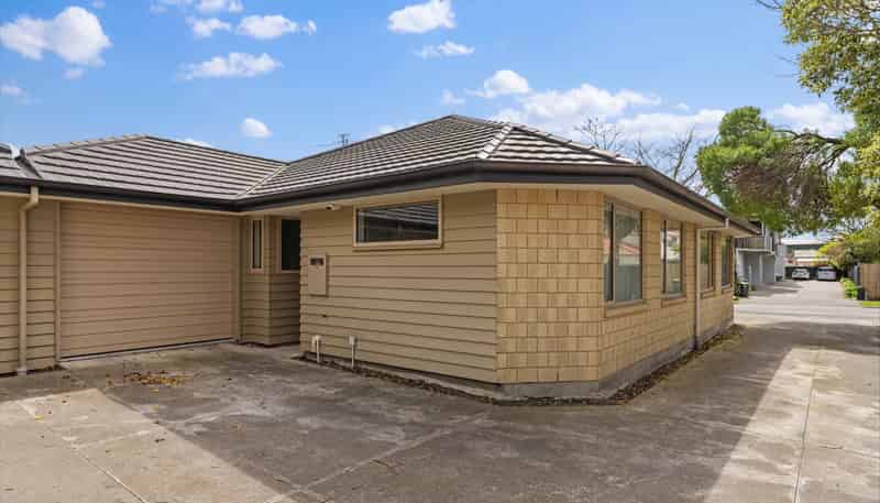 12a Walpole Street, Waltham