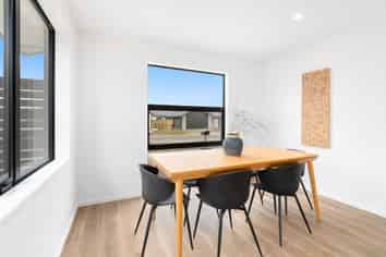 16 Vista Crescent, ROLLESTON