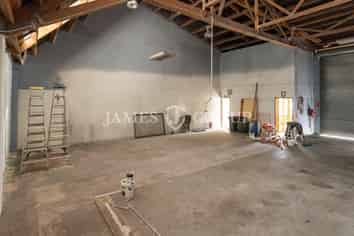 Functional industrial unit in secure complex