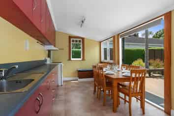 476  Kamo Road, Kamo