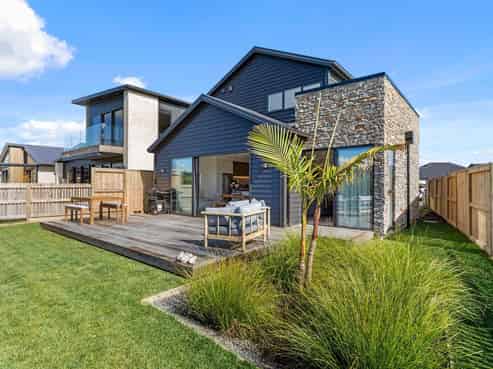 37 Tangaroa Place, Poike