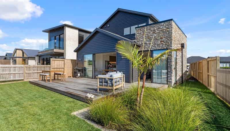 37 Tangaroa Place, Poike