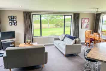 12 Wilcox Road, Seaward Bush