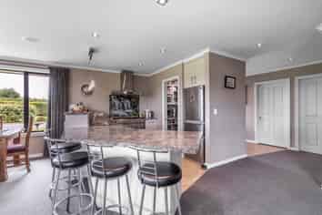 12 Wilcox Road, Seaward Bush