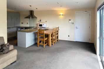 12/16 Hutcheson Street, Sydenham