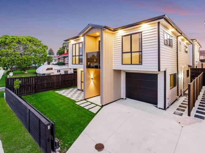 16A -16D Fenton Street, Papatoetoe