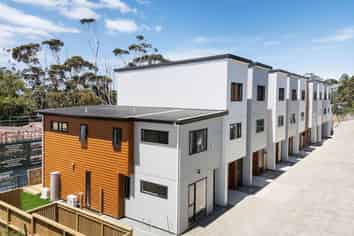 8/145 Albany Highway, Albany