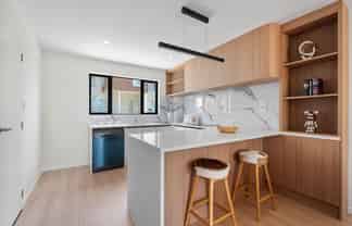 8/145 Albany Highway, Albany