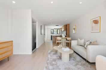 9/145 Albany Hway, Glenfield