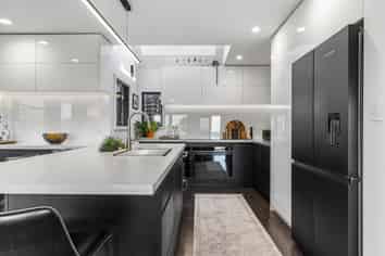 107 Pacific View Drive, Whangamata