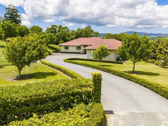 91 Whaka Street, Maungaturoto