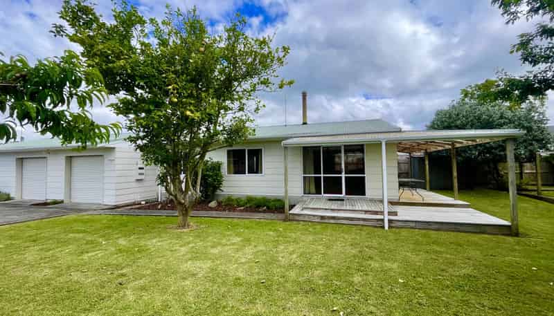 8 Joan Gaskell Drive, Whitianga