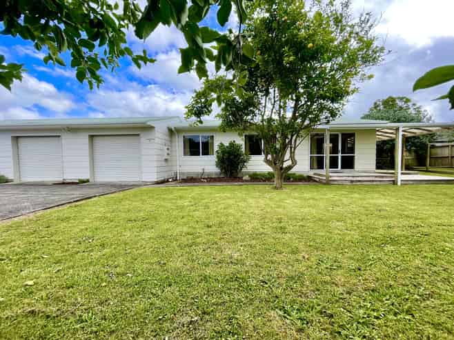 8 Joan Gaskell Drive, Whitianga