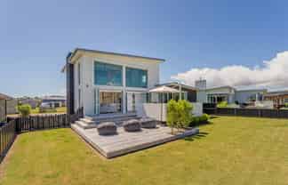 116 Taupata Way, Matarangi