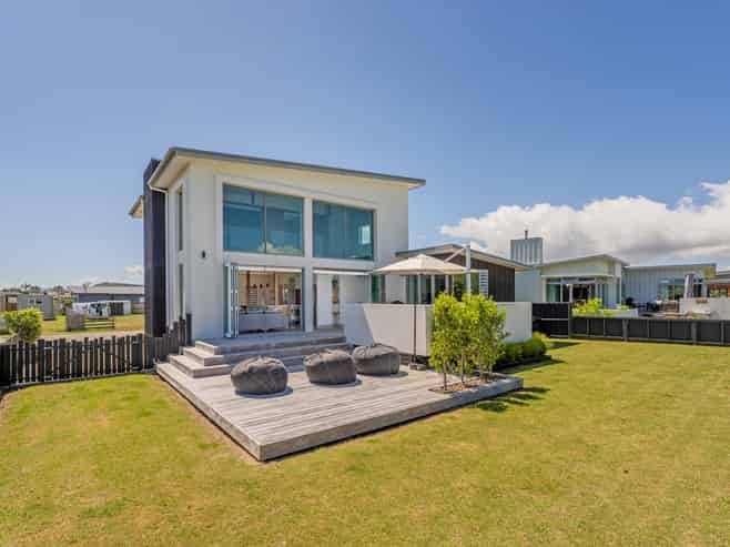 116 Taupata Way, Matarangi