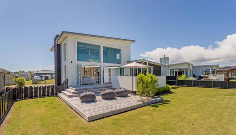 116 Taupata Way, Matarangi