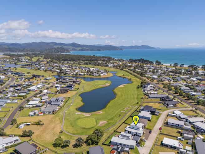 116 Taupata Way, Matarangi