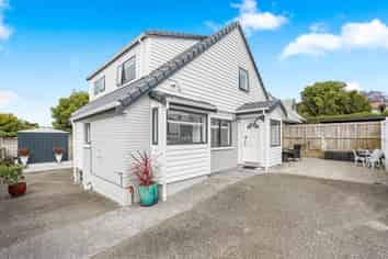 2/58 Hillcrest Avenue, Hillcrest