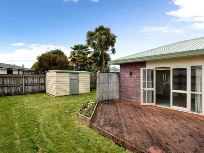 22A Burns Street, Leamington