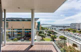 6F/82 Cable St, Te Aro