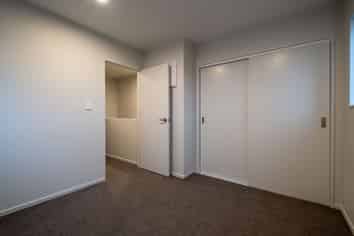 36 Te Ara Wai, Mangere East