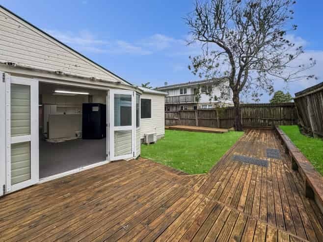 25A Trafalgar Street, Johnsonville