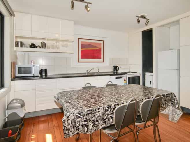 57 New Road, Granity