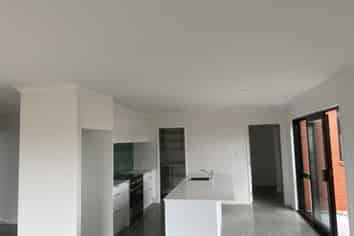 36 Taurangawaka Road, One Tree Point