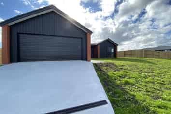 36 Taurangawaka Road, One Tree Point