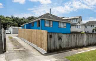 15 Maher Place, Porirua