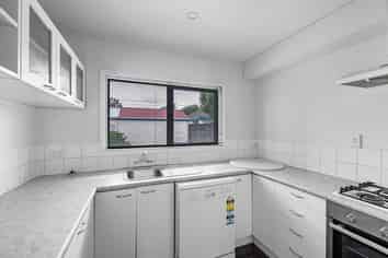 6/208 Strickland Street, Sydenham